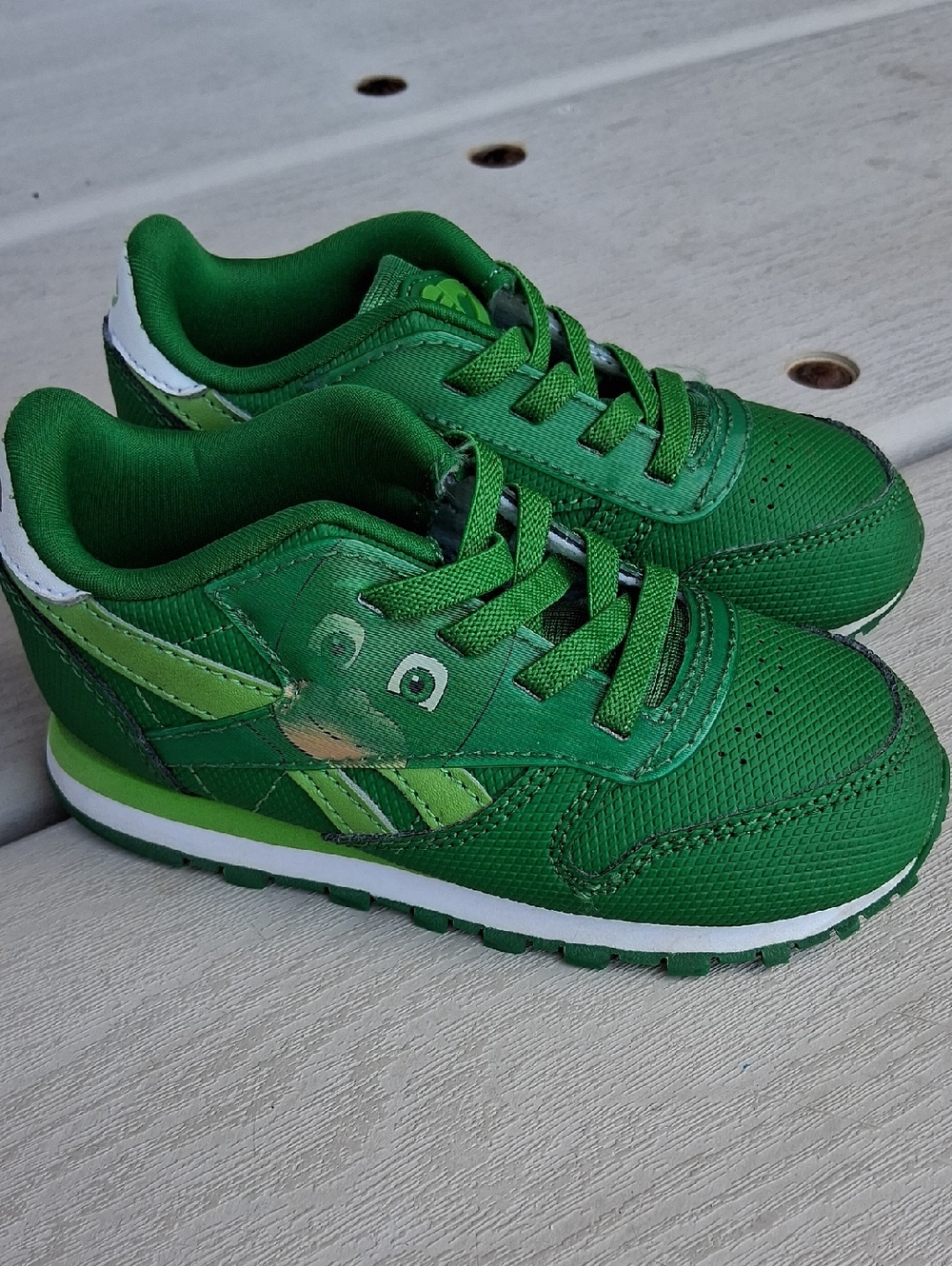 Reebok Green Kids' Frog Accent Sneakers